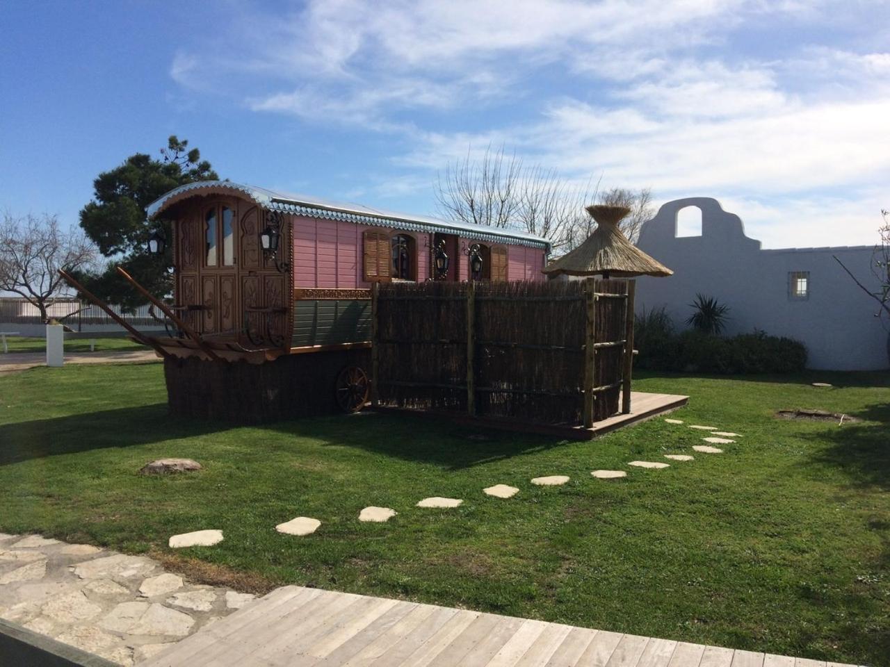 Mas Des Rieges & Spa Saintes-Maries-de-la-Mer Exterior photo